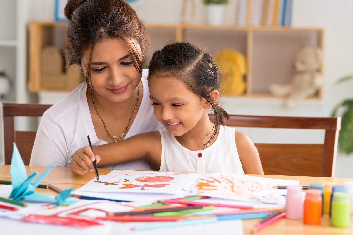 Thérapie de l'enfant Traitement de psychothérapie avec un enfant