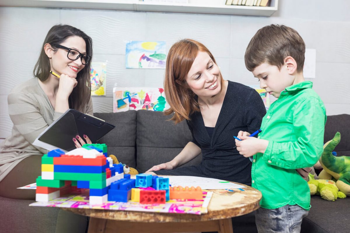 Le jeu de société parler, ressentir et faire — childtherapytoys